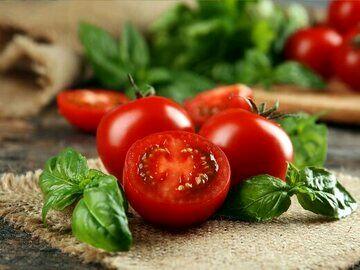  خوردن گوجه فرنگی این بلاها را سرتان می آورد!