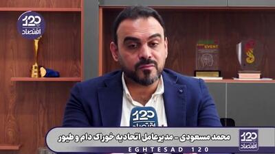 اگر رئیس بانک مرکزی در شرایط تحریم و محاصره نمیتواند موانع داخلی را از جلوی پای واردکنندگان بردارد کنار برود تا فرد دیگری روی کار بیاید