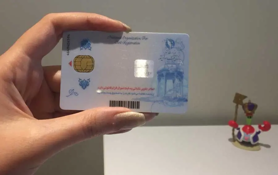کارتهای ملی هوشمند تا پایان امسال اعتبار دارند/ ۶ میلیون نفر در صف انتظار کارت ملی