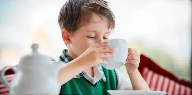 هشدار به والدین؛ هر دمنوشی برای کودکان مناسب نیست