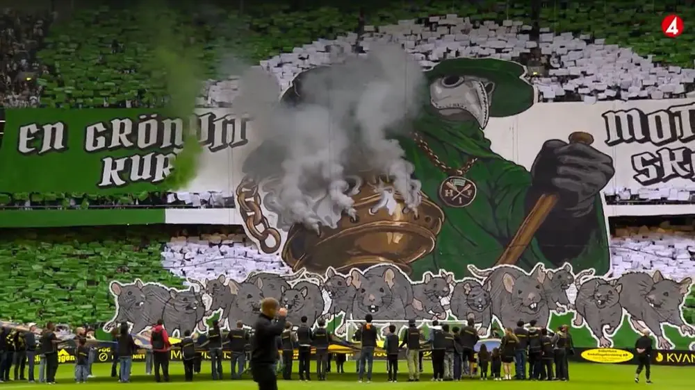 سکوهای آتشین در دربی آیک و هاماربی