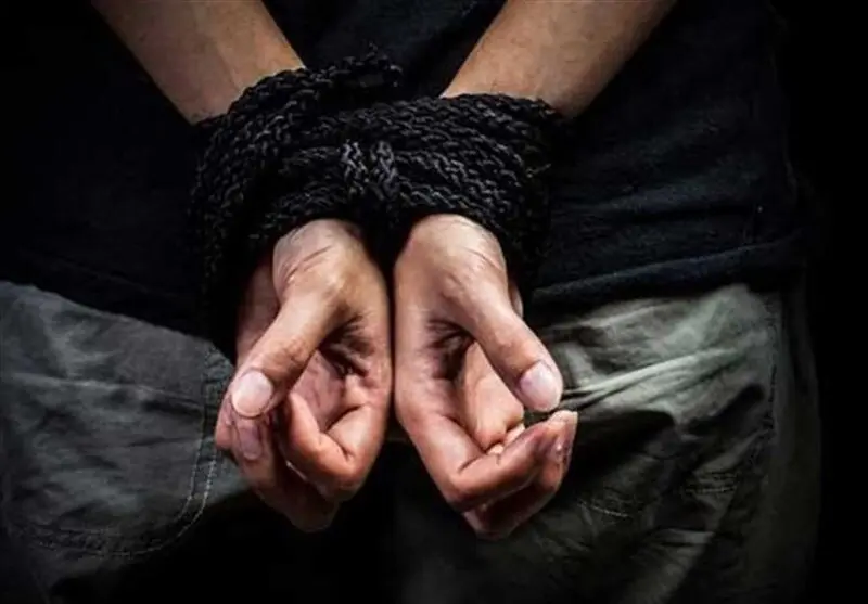 ربودن یک مرد از خانهاش توسط مأموران قلابی | درخواست ۳ میلیارد تومان رمزارز از سوی آدمربایان