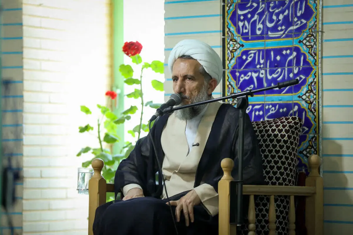 رسالههای میرزا قوام قزوینی معنویت چنار خونبار زرآباد را تأیید میکند