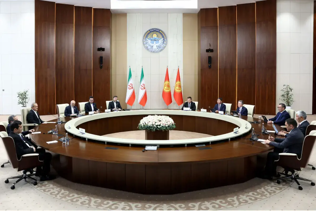 میتوان زمینه برقراری پرواز مستقیم میان ایران و قرقیزستان را فراهم کرد/ امنیت منطقهای در گرو همکاری کشورهای منطقه است