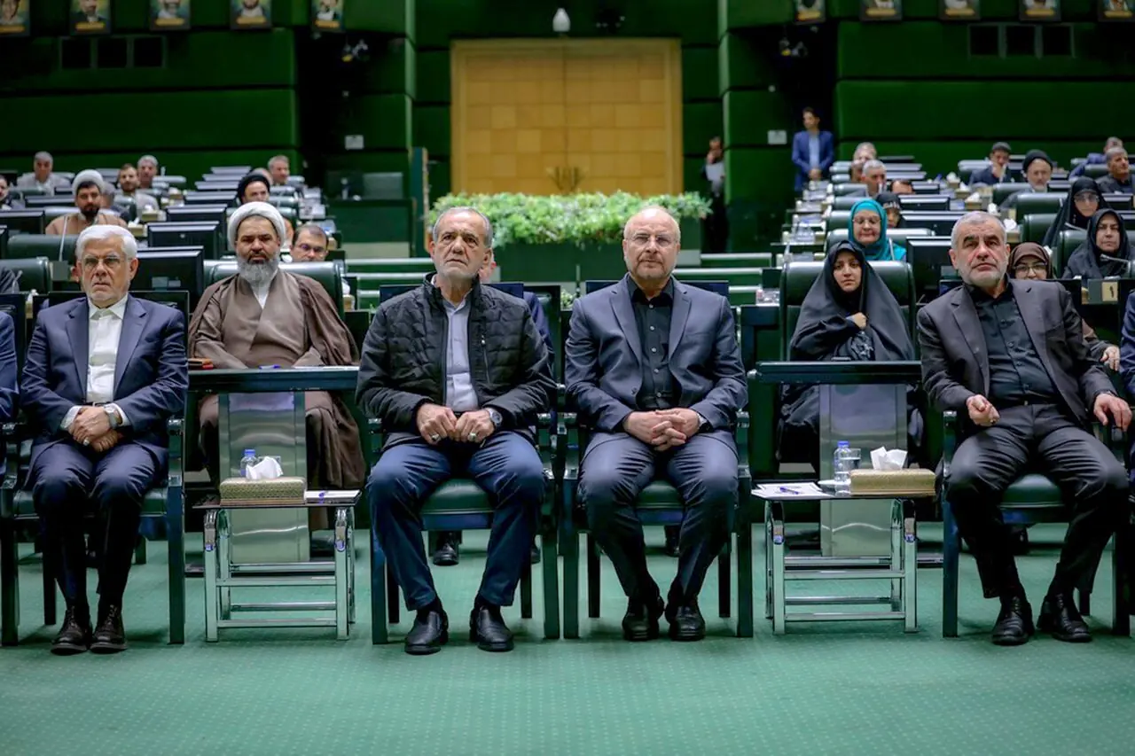 همراهی با دولت در شرایط کنونی ضرورت است