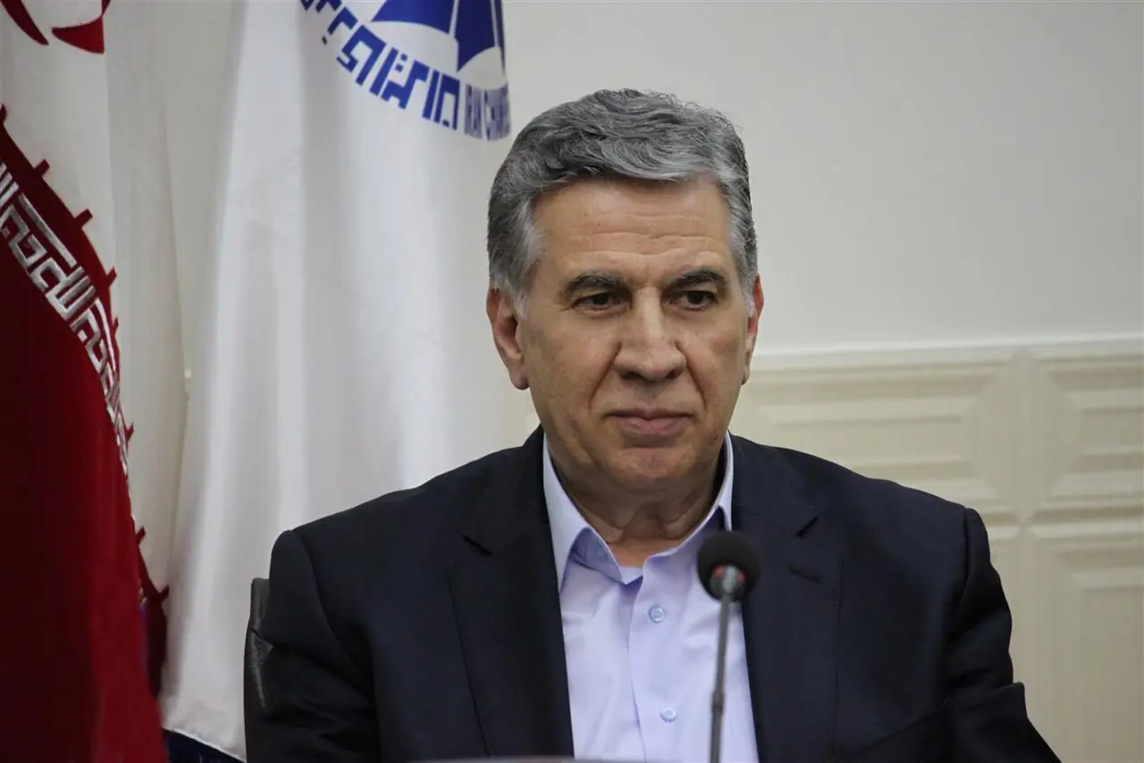 رئیس اتاق بازرگانی ایران: صنعت نیازمند پیوند سیاستگذاری و میدان اقتصاد است