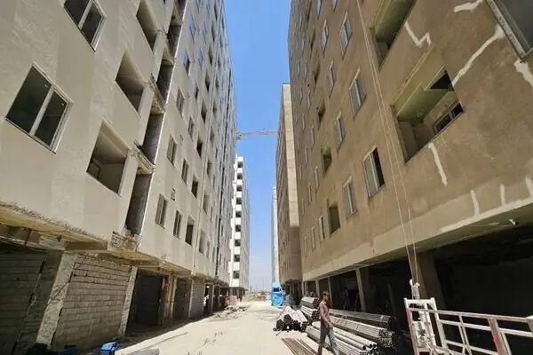  انتقاد استاندار چهارمحال و بختیاری از تاخیر در اجرای طرح نهضت ملی مسکن در استان