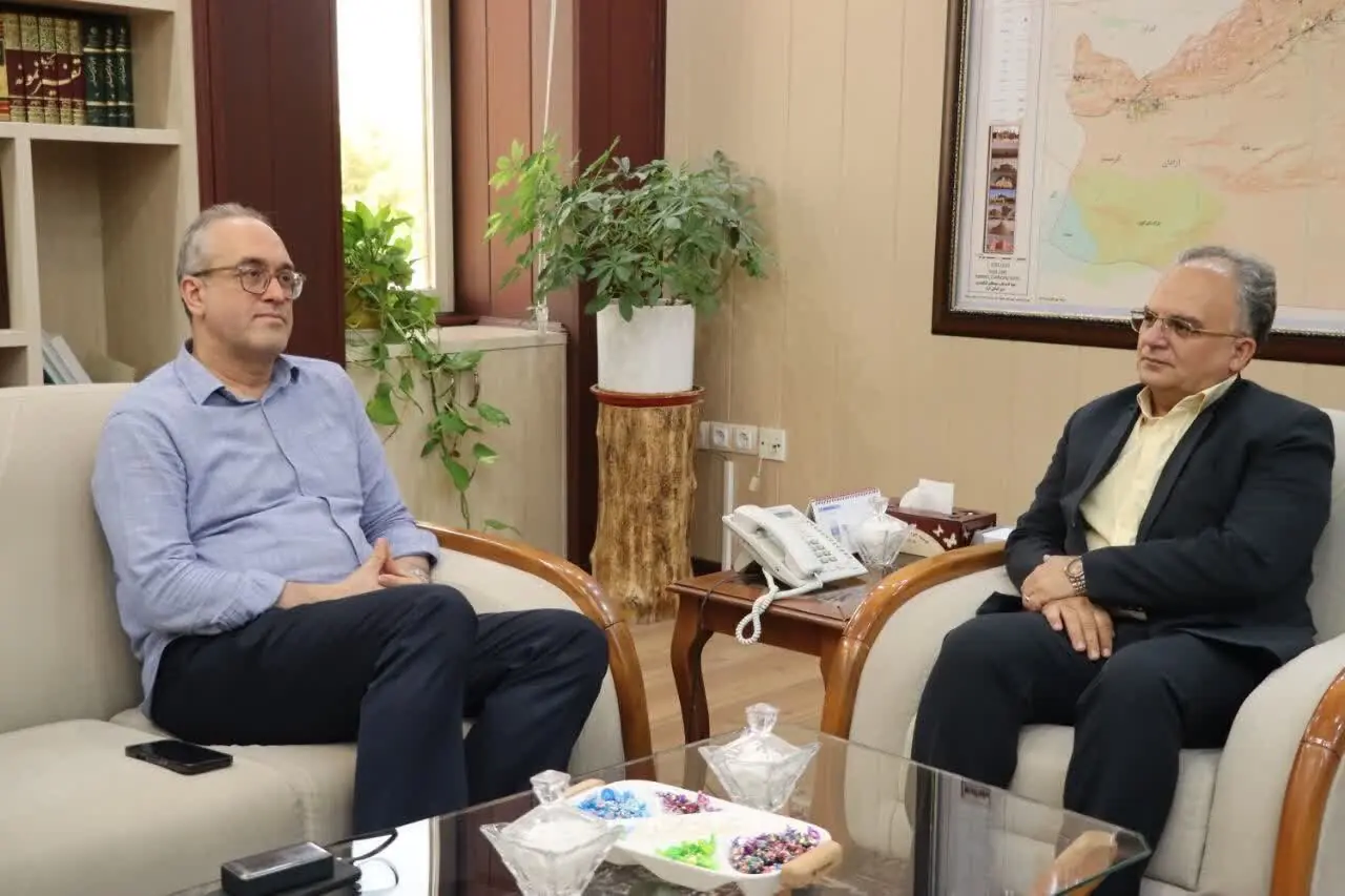 فرماندار: سمنان به هاب توسعه فناوریهای نوین ساختمانی تبدیل میشود
