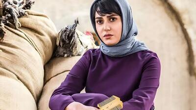  گرد و خاک پریناز ایزدیار با این کیک ترند و لاکچری در شب تولدش