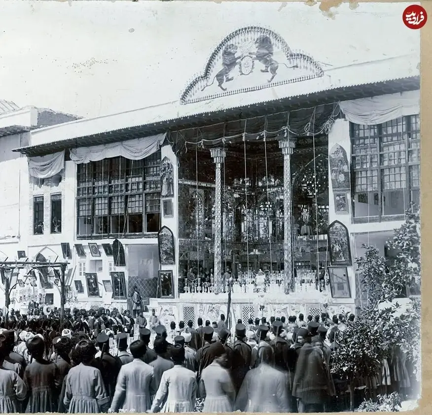 عکس/ اجتماع کارگزاران حکومت در کاخ گلستان پس از درگذشت مظفرالدینشاه