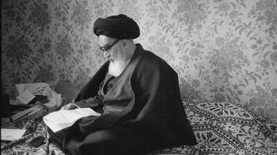 امام خمینی(س) در دیدار با خانواده امام موسی صدر: آقای صدر را من سالهای طولانی دیدهام، بلکه باید بگویم من بزرگ کردم ایشان را