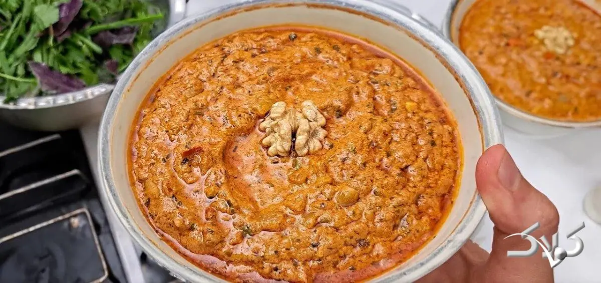کال جوش؛ طرز تهیه غذای سنتی تهرانی با کشک، گردو و گوجه - مجله اینترنتی کولاک