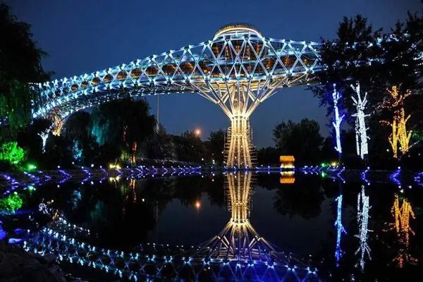  پل طبیعت طلایی می‌شود