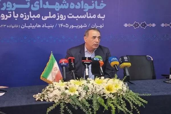 جایگاه ایران در مجامع بینالمللی خالی از صدای واقعی جامعه است