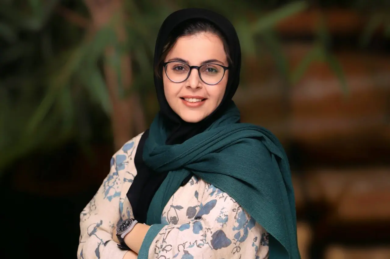 زهرا دمزآبادی مدیر روابط عمومی و جریانسازی بهمن سبز شد
