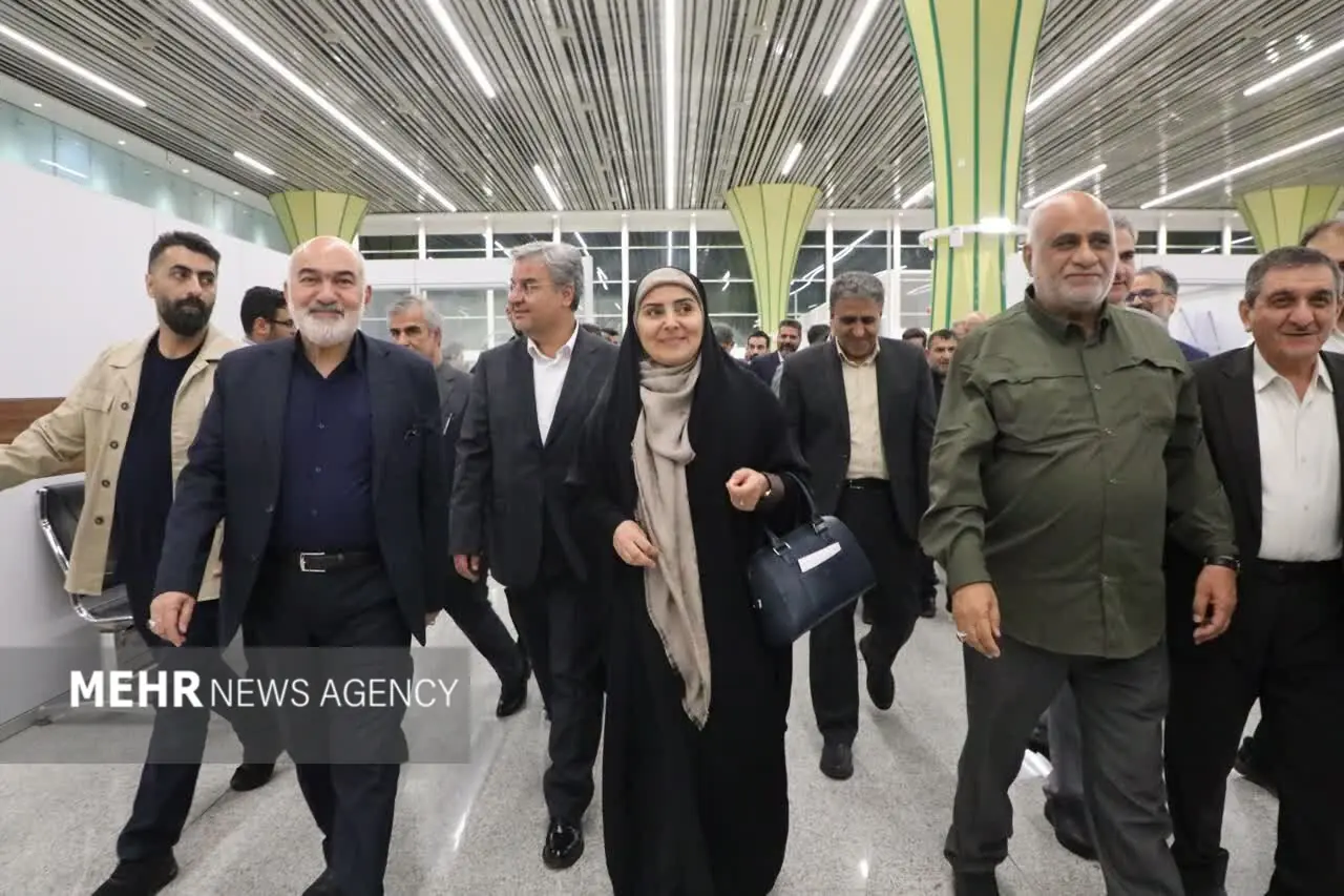 وزیر راه و شهرسازی وارد خوزستان شد