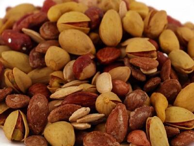  قیمت پسته، تخمه، آجیل و خشکبار ۹ شهریور ۱۴۰۵