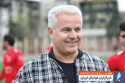 فرشاد پیوس : با شوت از راه و پاس پشت دفاع می توان درواره استقلال را باز کرد