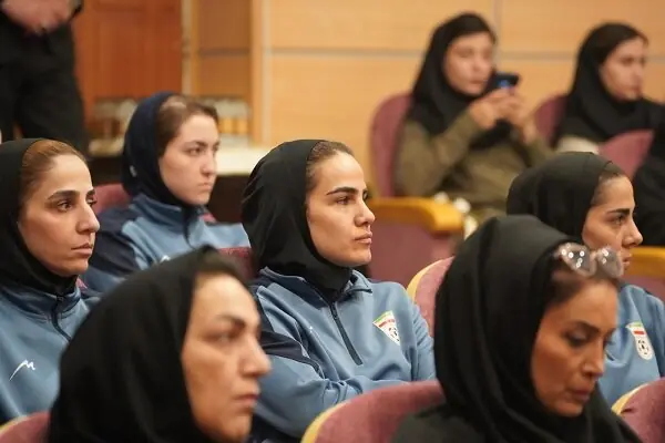  پرسپولیس به دنبال بمب نقل‌وانتقالاتی/ کریمی در آستانه سرخ‌پوش شدن - پارس فوتبال