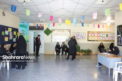 ثبتنام مدارس مشهد زیر سایه کمبود ظرفیت و شهریههای اجباری | گلایه والدین مشهدی از ثبتنام مدارس