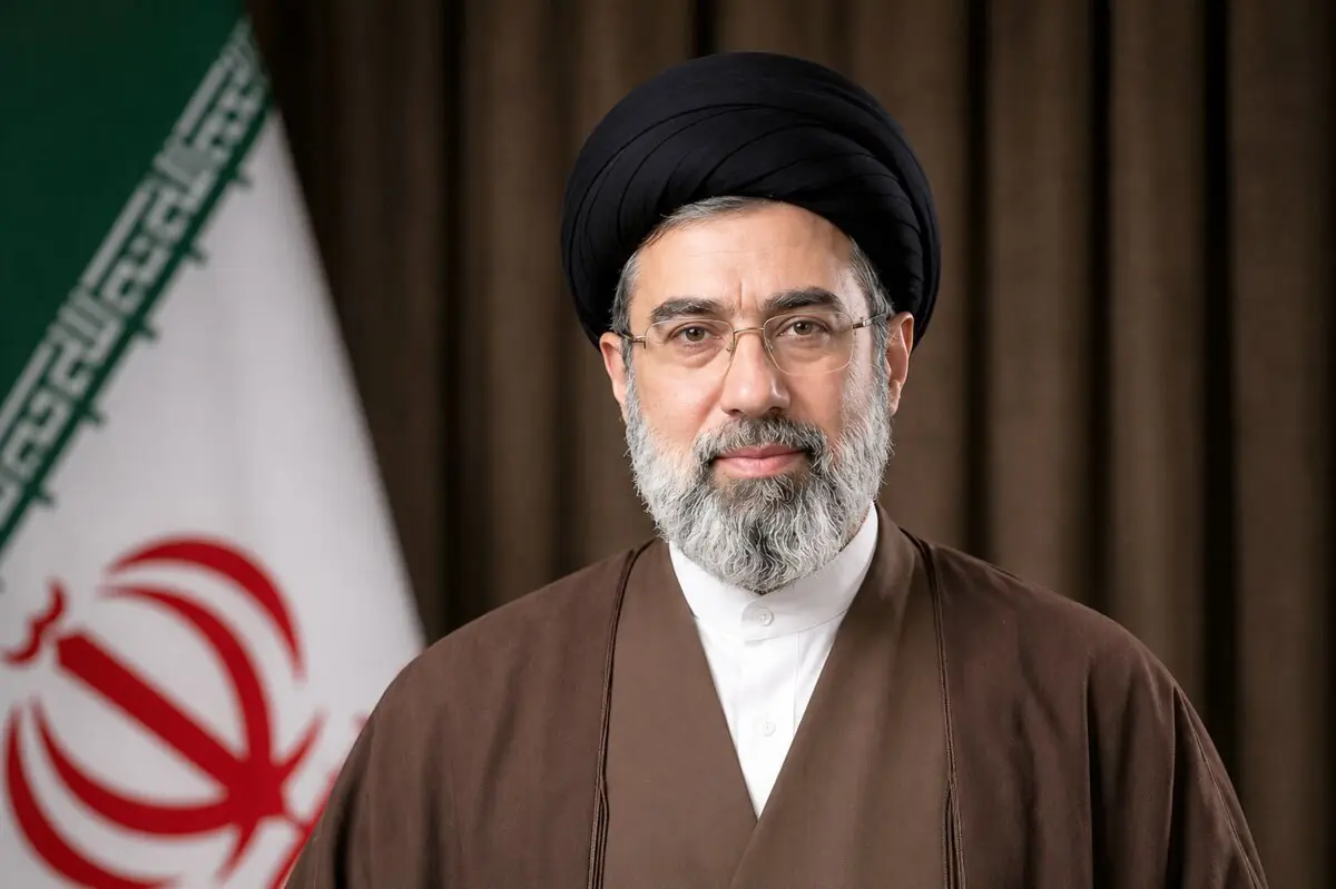 با تائید رهبر انقلاب اسلامی دستور عفو و تخفیف مجازات بیش از ۲۵۰۰ محکوم صادر شد