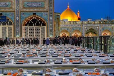 سفره اطعام میلاد پیامبر (ص) برای ۴ هزار زائر در حرم امام علی (ع)