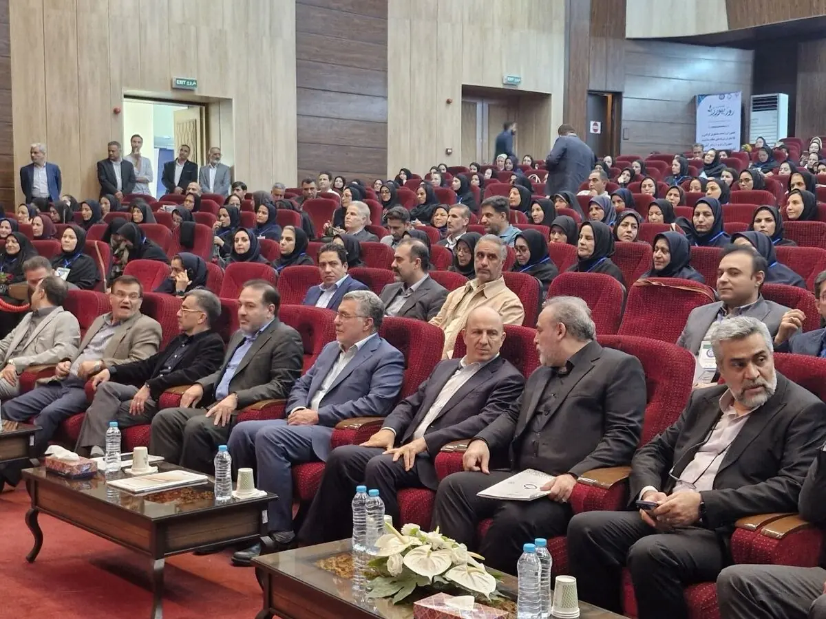  برگزاری همایش روز بهورز و تقدیر از مربیان بهورزی در مشهد با حضور وزیر بهداشت (۹ شهریور ۱۴۰۵)
