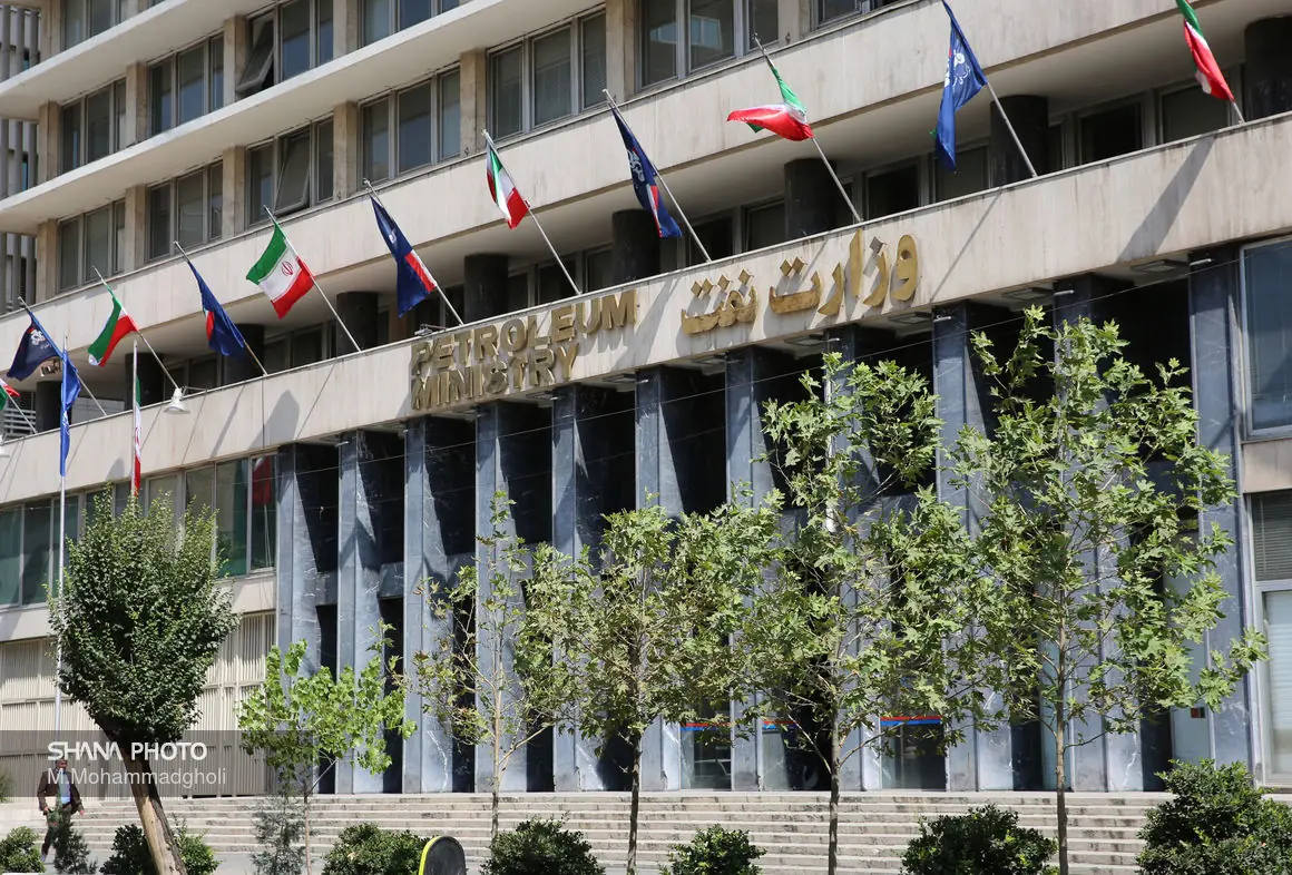 بازی عجیب بعضی از رسانهها در زمین دشمن