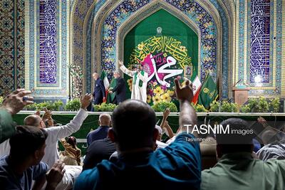 نسیم مدینه در قلب مشهد؛ وقتی صحن غدیر به رنگ وحدت درمیآید - تسنیم