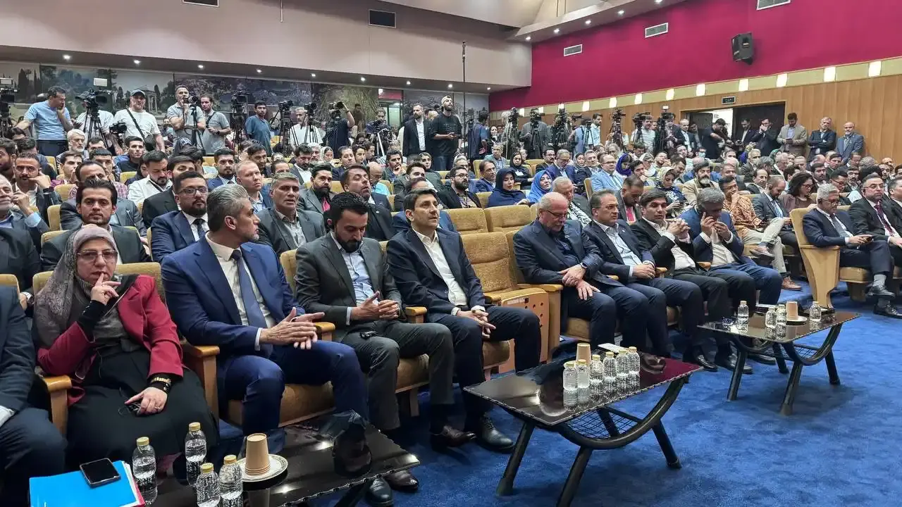 الکامپ افتتاح شد| فناوری اطلاعات باید سازنده آینده اقتصاد ایران باشد