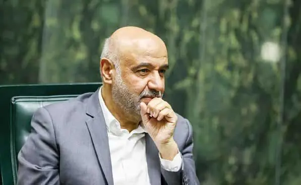 مدعیالعموم فقرا بیدار شود