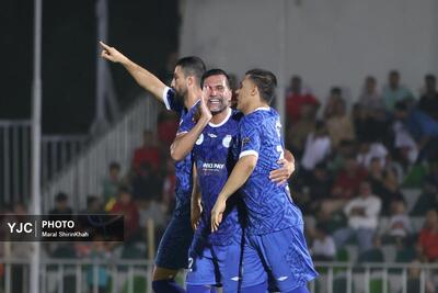 دیدار پیشکسوتان استقلال و پرسپولیس در جزیره کیش
