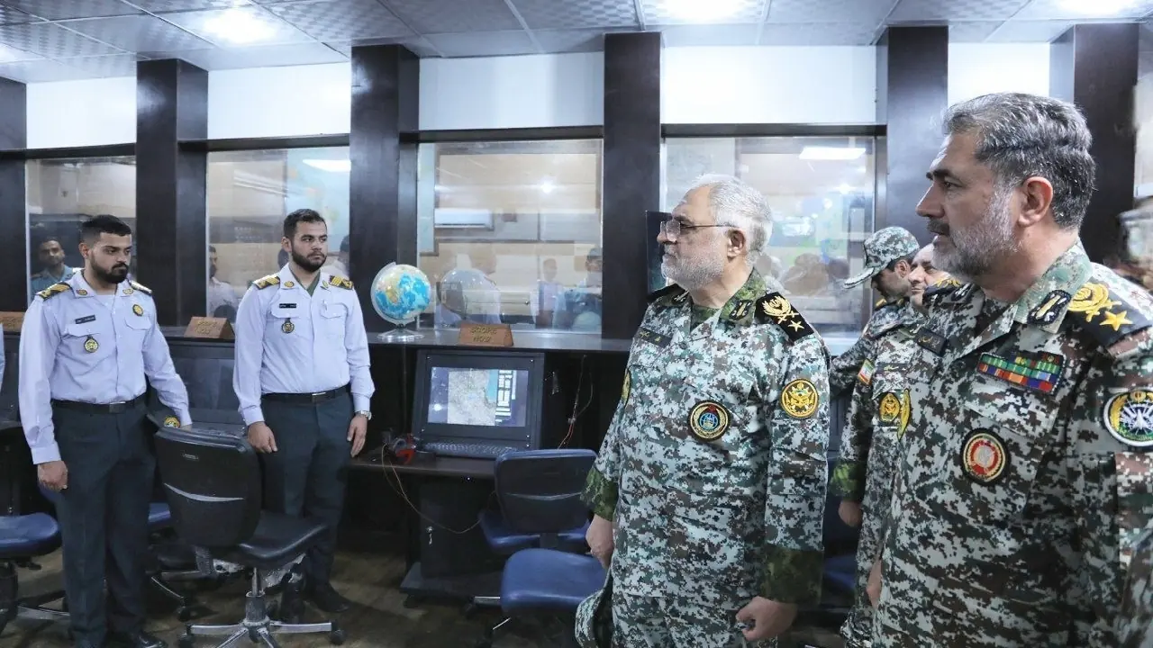  بازدید سرتیپ الهامی از نمایشگاه دستاورد‌های دانشگاه پدافند هوایی خاتم