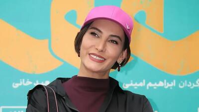  استایل اسپرت فریبا نادری در جمع بازیگران سقف (+عکس)