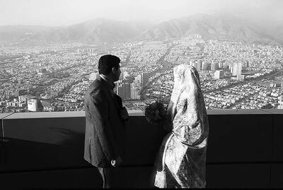 آب پاکی وزارت جوانان روی دست زوجهای جوان