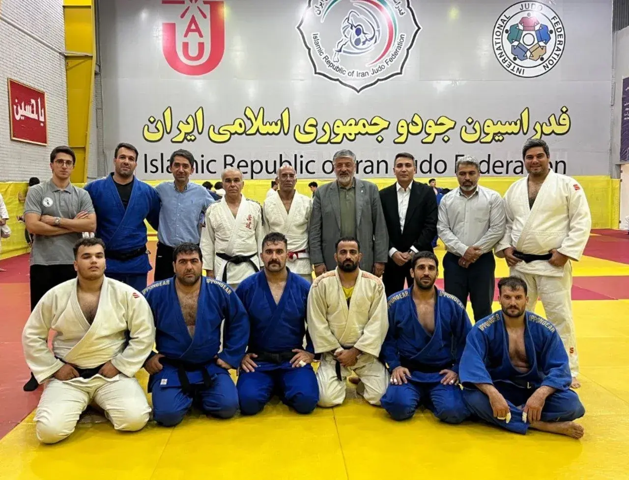 بازدید سرپرست کاروان ایران در بازیهای پاراآسیایی ناگویا از تمرینات تیم ملی پاراجودو