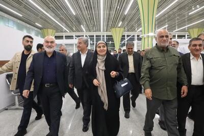  آغاز سفر وزیر راه و شهرسازی به خوزستان از آبادان؛ بازدید و افتتاح چندین پروژه راه و مسکن / بهره‌برداری از ۶۰۵۴ واحد مسکونی و واگذاری زمین به بیش از ۱۰ هزار مشمول در استان