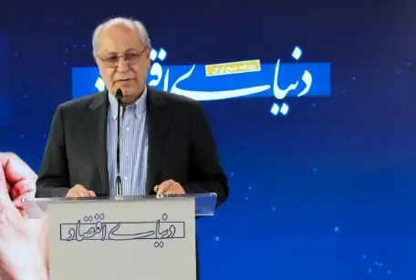 مسعود نیلی: اولویت اصلی سیاستگذار صرفاً موجود بودن کالا است و دیگر توان کنترل قیمت را ندارد+ فیلم