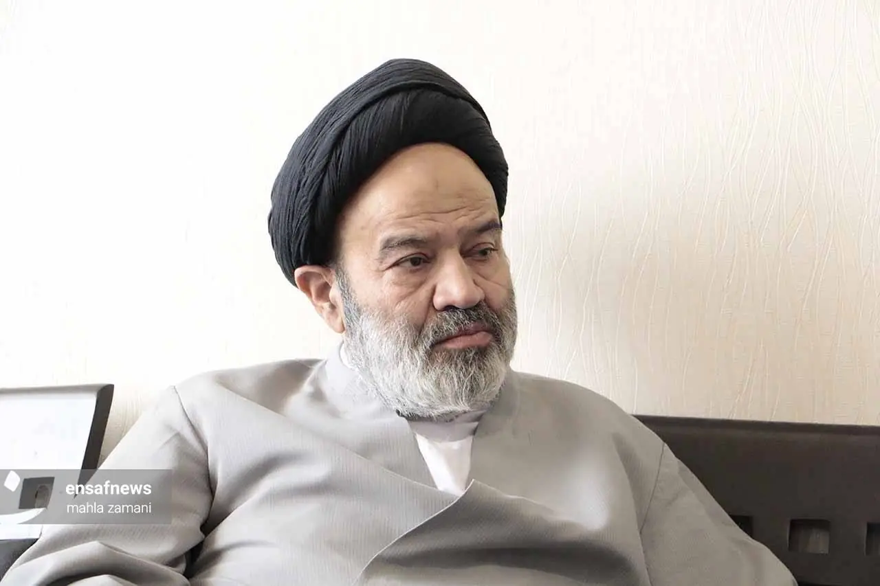  ابوالحسن نواب: جنگ و صلح از اختیارات رهبری است اجتهاد نکنید |  انصاف نیوز