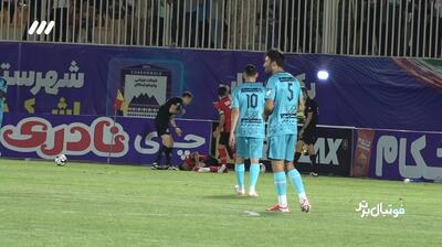  پارگی رباط صلیبی مهدی ترابی زیر بارش بطری آب هواداران چادرملو
