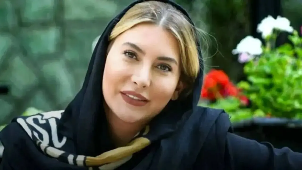 تیپ و استایل متفاوت فریبا نادری در جمع بازیگران سقف | تصاویر
