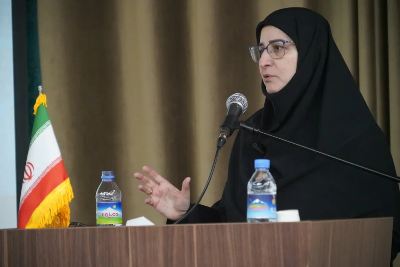 اردوی دانشآموزان دختر و پسر عشایر کشور نماد عدالت آموزشی است و به آن افتخار میکنیم