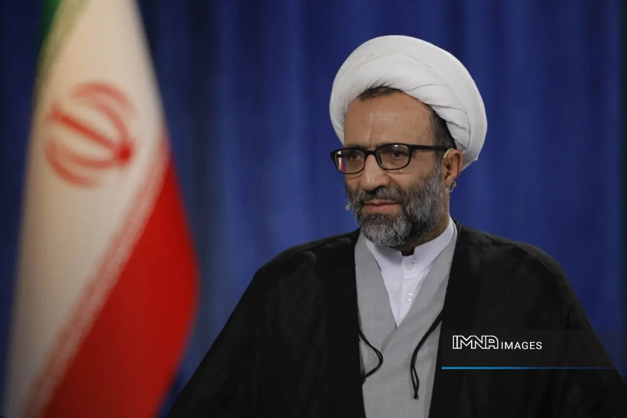 بانک مرکزی در خصوص درآمد حاصل از تراکنشهای بانکی شفافسازی کند