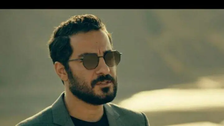 واکنش نوید محمدزاده به کنار گذاشتهشدنش از تئاتر «آرش»
