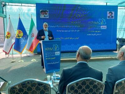  وزیر نیرو: سیاست دولت چهاردهم، هدایت برق به سمت فعالیت‌های مولد اقتصادی است