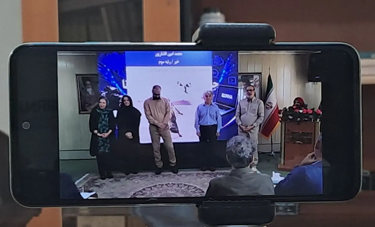 خبرنگاران کرمان در جشنواره تولیدات سالانه ایرنا حائز رتبه شدند