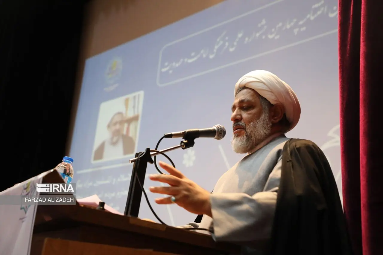 نماینده خبرگان رهبری: سنت وقف پشتوانه جهاد رسانهای شود