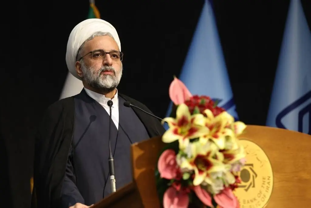عضو شورای فقهی بانک مرکزی: ساختارهای پولی برای مهار انتظارات تورمی باید اصلاح شود