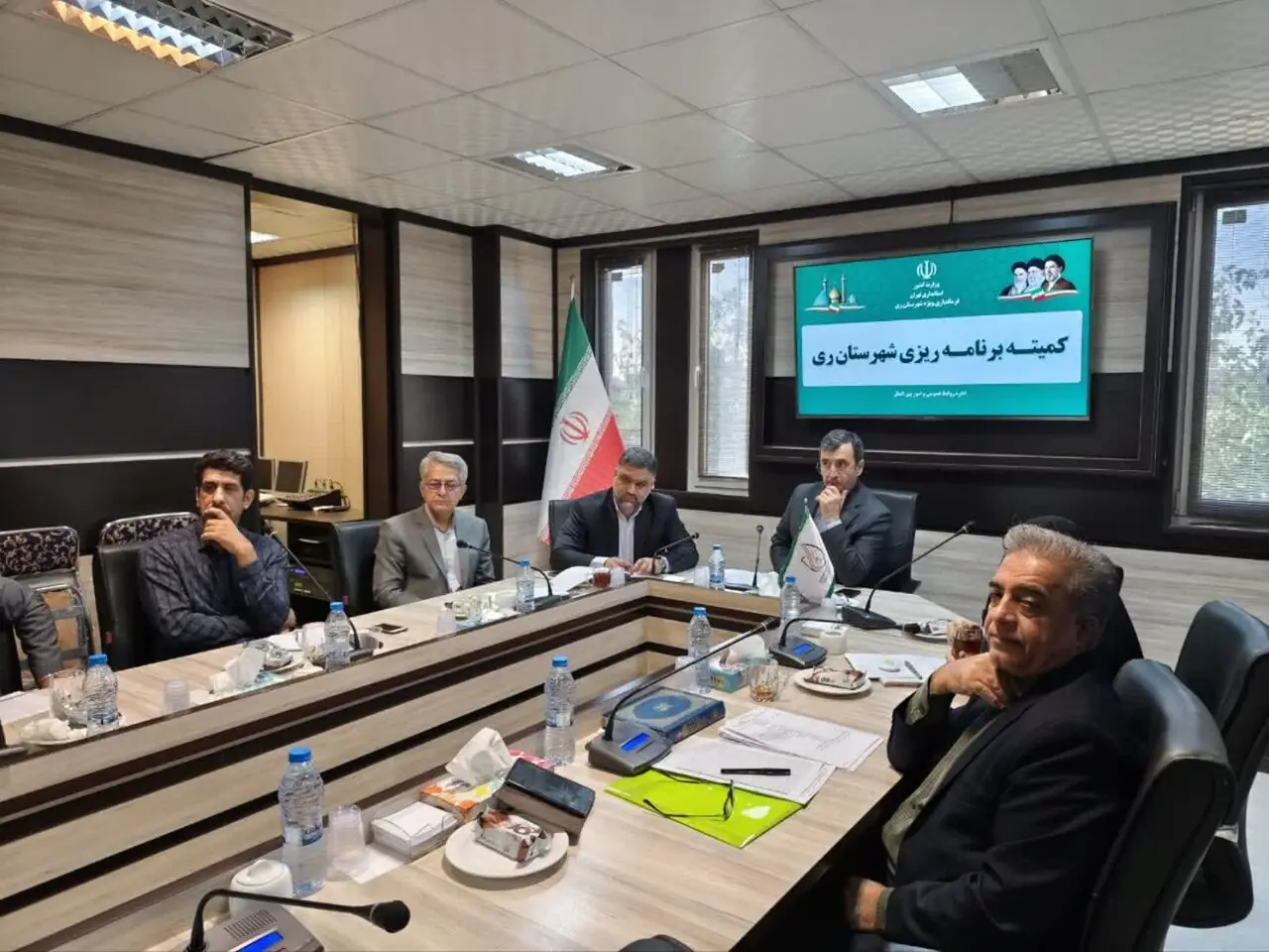  فرماندار ویژه شهرستان ری: اطلاع‌رسانی خدمات دولت‌، لازمه امیدآفرینی است