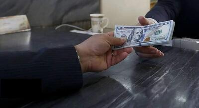 دلار آزاد از مرز ۲۱۰ هزار تومان عبور کرد | جهان نیوز